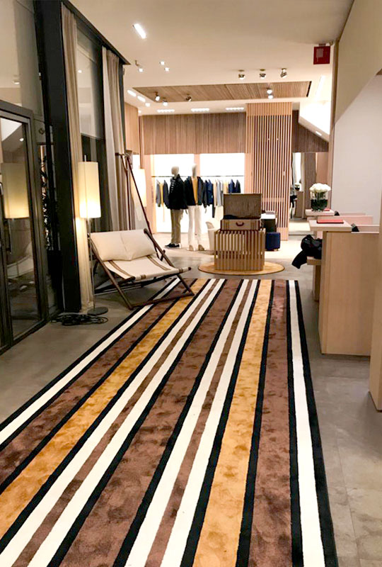 LOROPIANA_flagshipstore_1_540x800.jpg