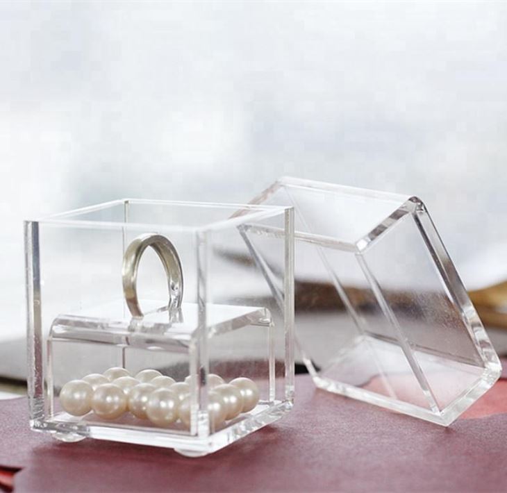 clear-transparent-acrylic-jewelry-box16059564985.jpg