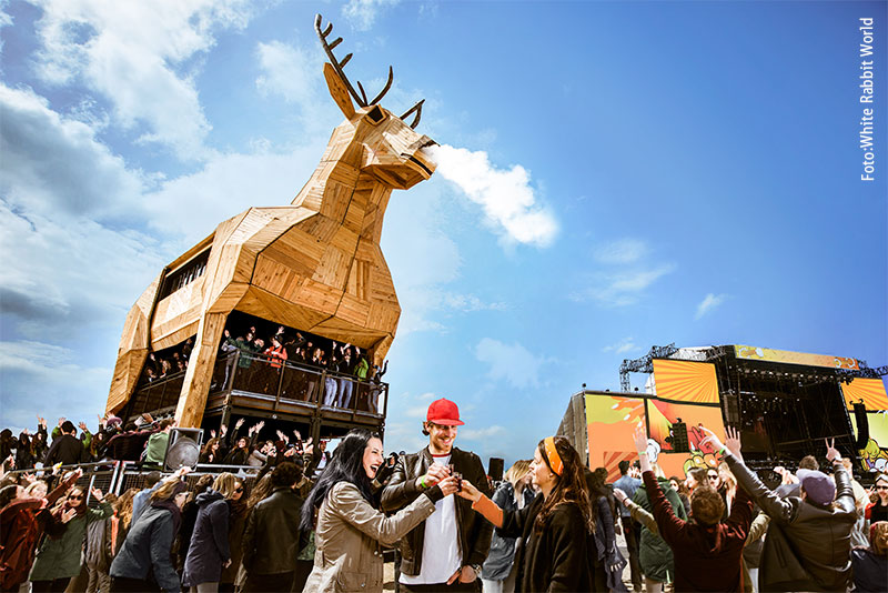 jaegermeister-platzhirsch-mit-buehne.jpg