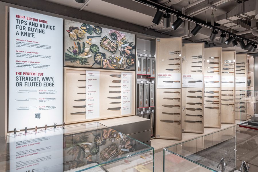 06-Victorinox_Press.jpg