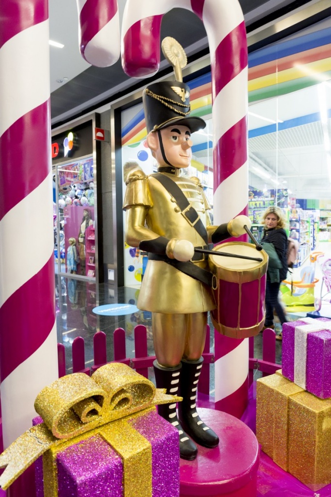 decoracion-navidad-centros-comerciales-alumbrado_marineda_10_de_20.jpg